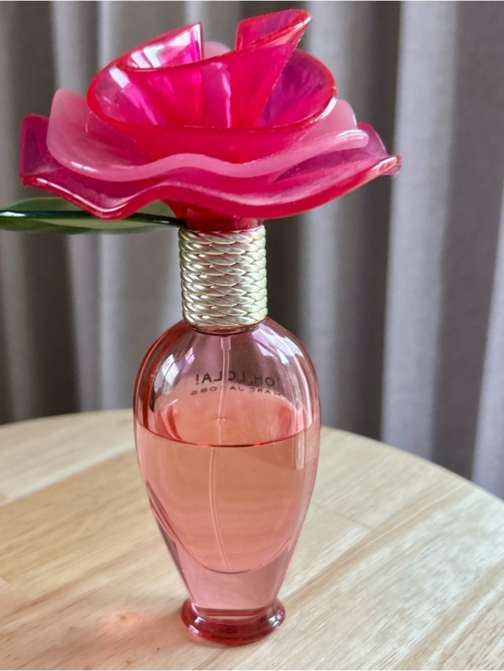Marc Jacobs Oh Lola! Eau de Parfum 1.7 oz Spray ~60% Full Flower Bottle - Picture 2 of 2